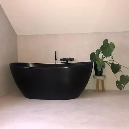 Feriehus Eikeland Gard *