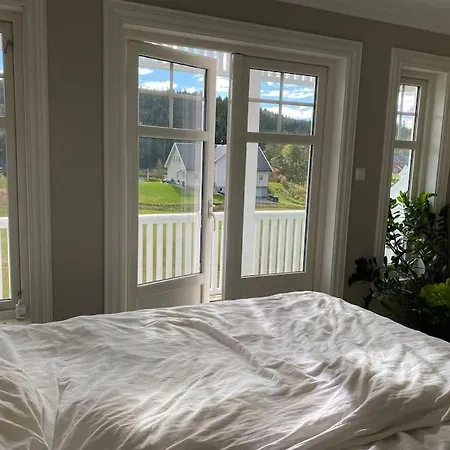 Holiday home Eikeland Gard Vennesla